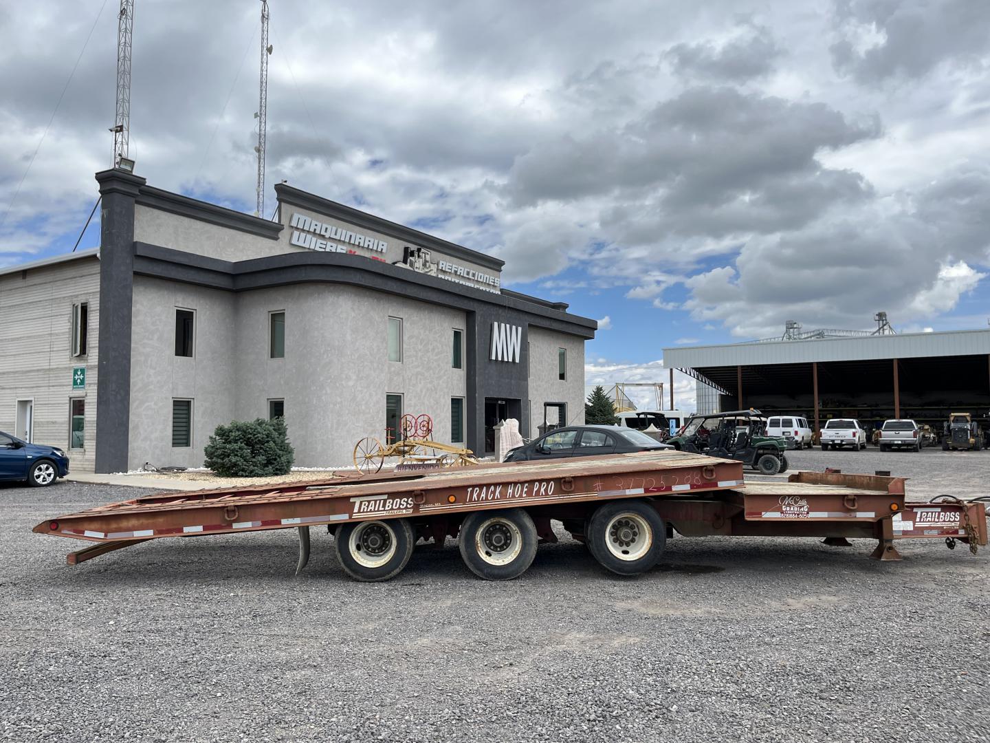 ./imagenes/INVOICE/2019/18193/REMOLQUE TRALBOSS DE 27 FT (43).JPG